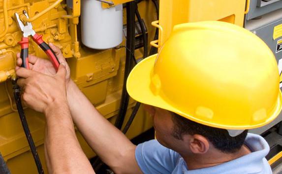 Восемь мощных дизелей в городе нужно ремонтировать. Но некому